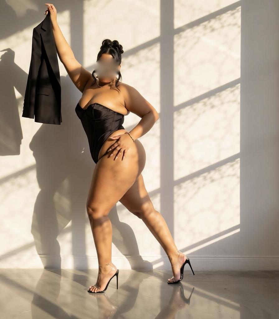 BELA VALENTINA RABUDA XL DELICADA E QUENTINHA EM ARROIOS